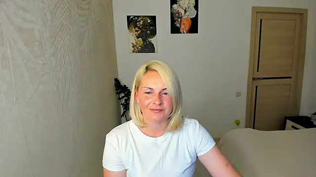 Snapshot of Alicee_Gracee chatting on July 2026 07:45:01 PM Alicee Gracee online show from July 2026 07:45:01 PM