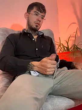 Anthony-Martin online show from November 2025 02:39:02 PM