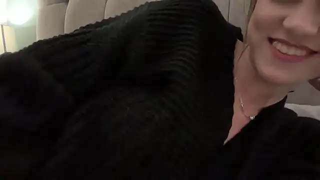 LustfulLuna  online show from December 2024 04:31:01 PM