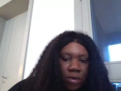 Snapshot of bonbonaumiel chatting on December 2024 07:43:01 AM bonbonaumiel online show from December 2024 07:43:01 AM