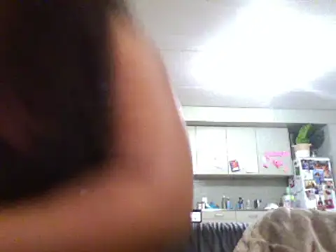 Snapshot of bonbonaumiel chatting on December 2024 05:10:01 PM bonbonaumiel online show from December 2024 05:10:01 PM