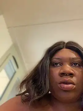 Snapshot of bonbonaumiel chatting on December 2024 01:32:02 PM bonbonaumiel online show from December 2024 01:32:02 PM