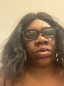 Snapshot of bonbonaumiel chatting on January 2025 09:08:02 AM bonbonaumiel online show from January 2025 09:08:02 AM