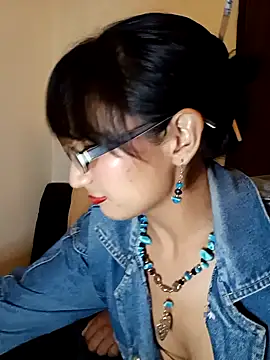 Lucy Chery online show from May 2026 03:36:01 AM