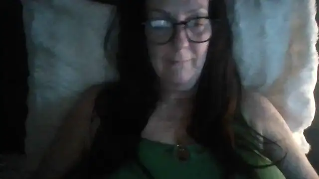 Snapshot of Tillieuk chatting on May 2026 10:04:02 PM Tillieuk online show from May 2026 10:04:02 PM