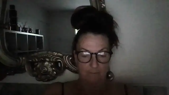 Snapshot of Tillieuk chatting on July 2026 09:51:01 PM Tillieuk online show from July 2026 09:51:01 PM