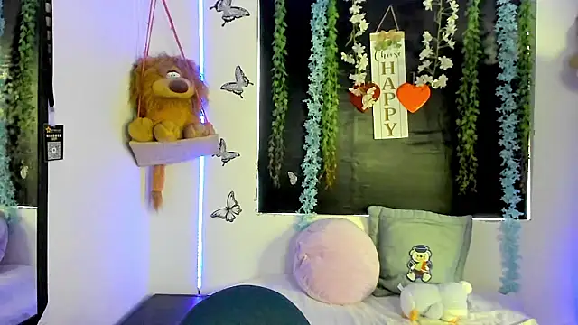 Snapshot of queen-natty chatting on February 2026 02:35:01 PM queen-natty online show from February 2026 02:35:01 PM