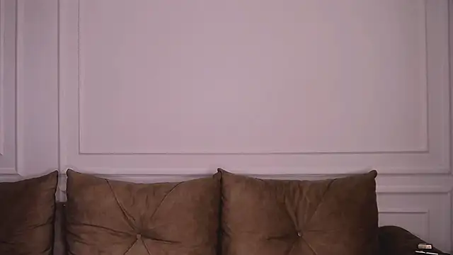 Snapshot of UrsuKing chatting on January 2025 09:14:02 PM UrsuKing online show from January 2025 09:14:02 PM