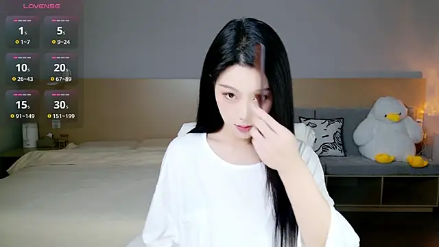 Lucky-baby online show from November 2025 01:11:02 PM