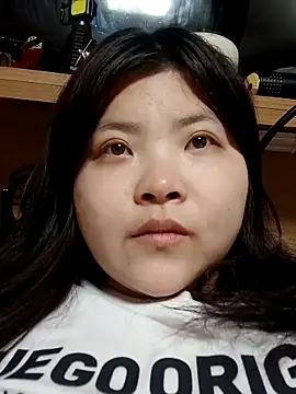 hello098712 online show from March 2025 01:08:01 PM