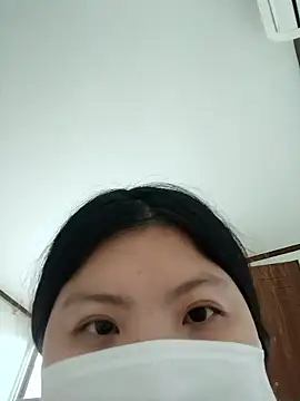 hello098712 online show from October 2025 02:48:01 PM