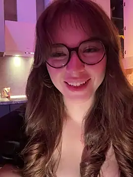 Snapshot of CutiePie3 chatting on December 2025 07:53:01 PM CutiePie3 online show from December 2025 07:53:01 PM