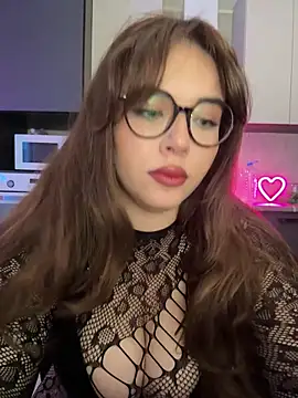 Snapshot of CutiePie3 chatting on December 2025 09:00:02 PM CutiePie3 online show from December 2025 09:00:02 PM