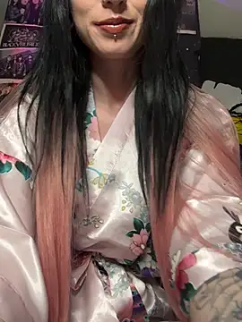 MissMidnightUK online show from May 2026 11:42:01 PM