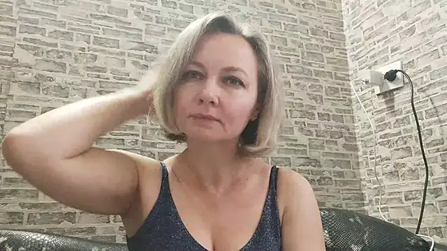 EdithManning online show from January 2025 07:39:02 AM