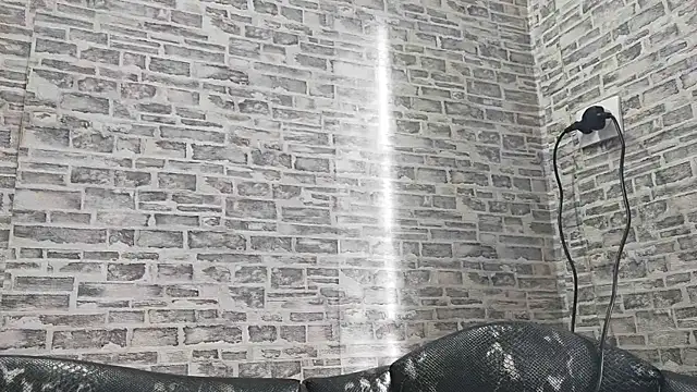 EdithManning online show from February 2025 09:41:01 AM