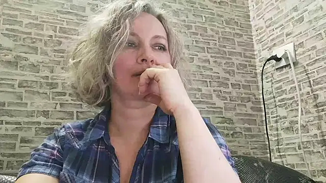 EdithManning online show from March 2025 02:47:01 PM