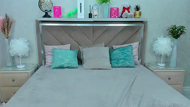 MiaKarlos online show from July 2026 01:19:01 AM