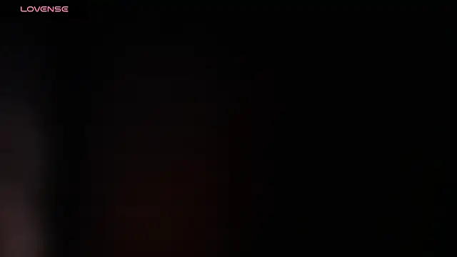 Snapshot of AmyHE chatting on February 2025 11:48:01 PM AmyHE online show from February 2025 11:48:01 PM