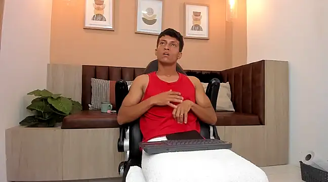 wolf james123 online show from January 2025 02:28:02 PM