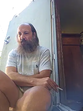 Snapshot of Beyond1978 chatting on October 2025 06:08:01 PM Beyond1978 online show from October 2025 06:08:01 PM