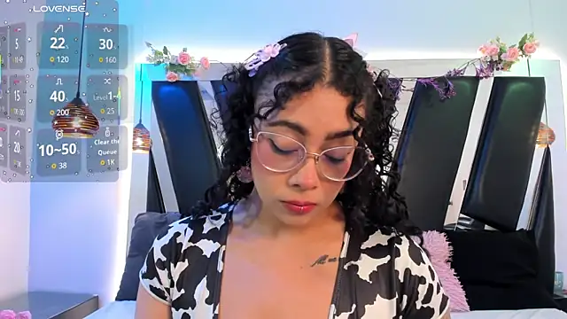 antonelllepiercee online show from February 2026 11:05:02 AM