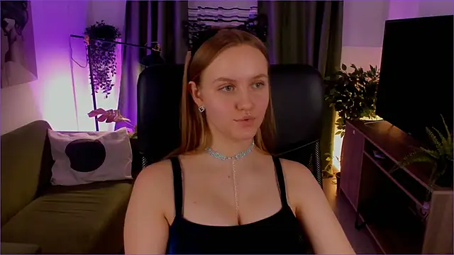 KellyPoter online show from December 2024 03:25:02 PM