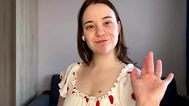 Snapshot of EditaBumford chatting on April 2026 07:24:01 AM EditaBumford online show from April 2026 07:24:01 AM