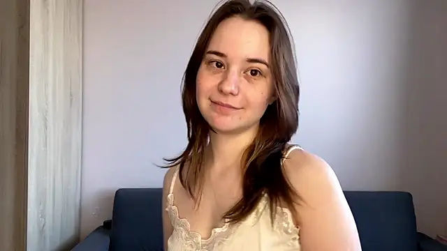 Snapshot of EditaBumford chatting on April 2026 06:14:01 AM EditaBumford online show from April 2026 06:14:01 AM