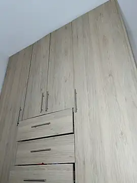 kharoll online show from November 2025 03:18:02 AM