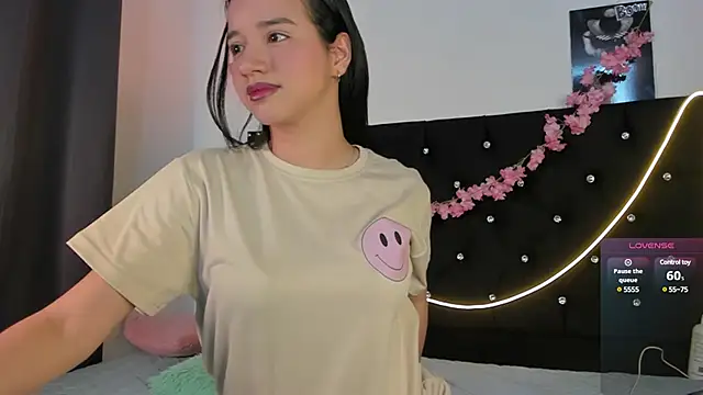 emilyrouxe online show from January 2025 04:32:02 PM