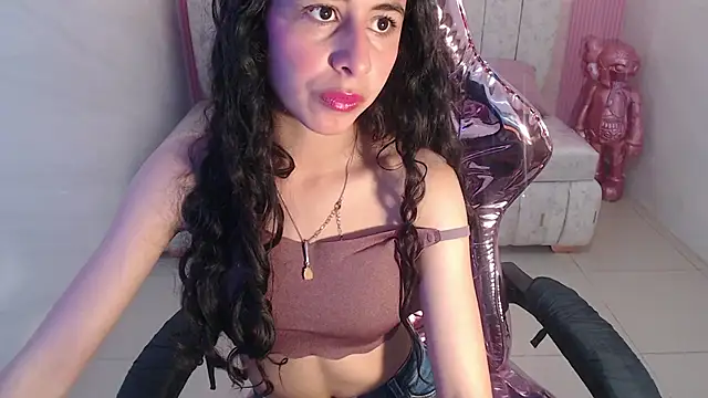 Snapshot of paris_sub1_ chatting on February 2025 08:09:02 PM paris sub1 online show from February 2025 08:09:02 PM