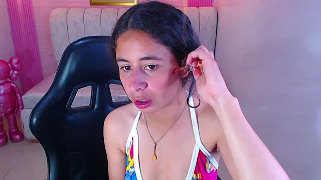 Snapshot of paris_sub1_ chatting on September 2025 12:51:02 PM paris sub1 online show from September 2025 12:51:02 PM