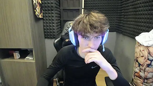 bambelbye online show from December 2024 07:34:01 PM