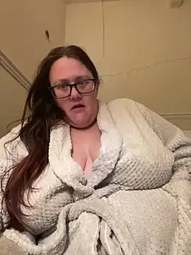 Snapshot of Foxy_Evie40XO chatting on January 2025 05:23:01 AM Foxy Evie40XO online show from January 2025 05:23:01 AM