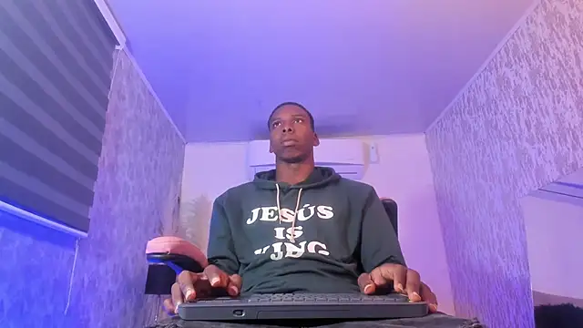 JD THEBABY online show from October 2025 12:48:02 PM