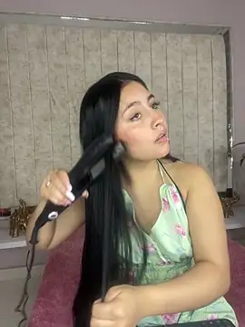 Annie9  online show from March 2025 10:11:01 PM