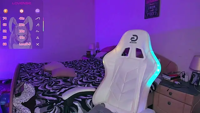 AdellaLoveX online show from March 2026 06:14:01 AM