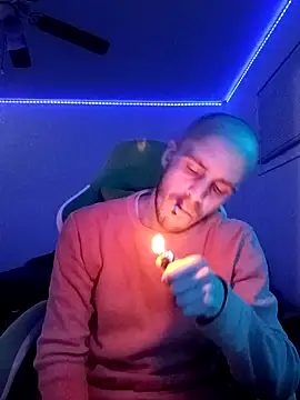 Snapshot of tryinitoutagain chatting on January 2025 05:15:02 AM tryinitoutagain online show from January 2025 05:15:02 AM