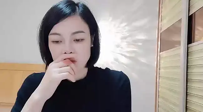 Linda-LL online show from January 2025 05:56:01 AM