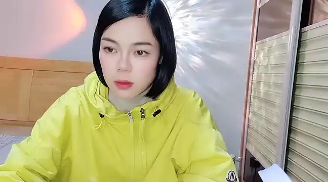 Linda-LL online show from January 2025 11:55:01 AM