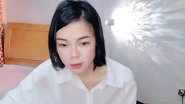 Linda-LL online show from February 2025 03:43:02 PM