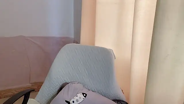 Linda-LL online show from October 2025 07:17:02 AM