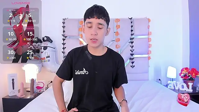 Thayler jones online show from October 2025 11:22:02 AM