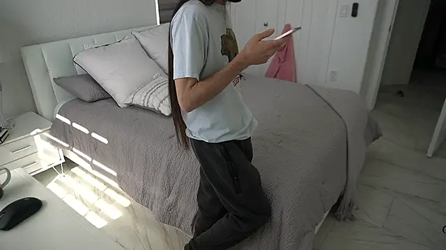 Your Ice cream online show from February 2025 07:02:02 PM