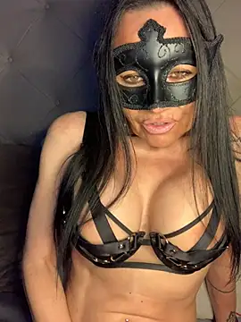 Snapshot of vicvictoriax chatting on March 2025 05:34:02 PM vicvictoriax online show from March 2025 05:34:02 PM