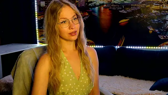 Snapshot of pusyavykusya chatting on July 2026 07:46:01 PM pusyavykusya online show from July 2026 07:46:01 PM