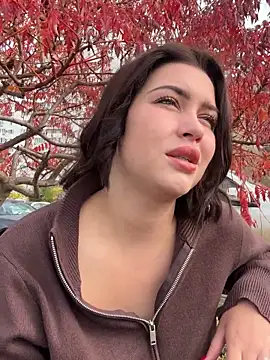 KikiWatson online show from October 2025 07:20:01 AM