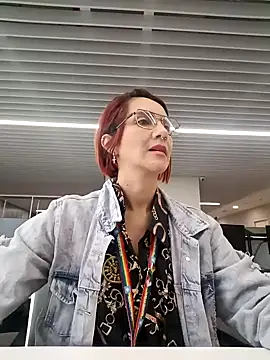 your red rose  online show from January 2025 12:31:01 PM