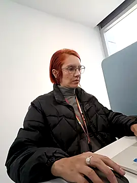 your red rose  online show from January 2025 12:56:01 PM